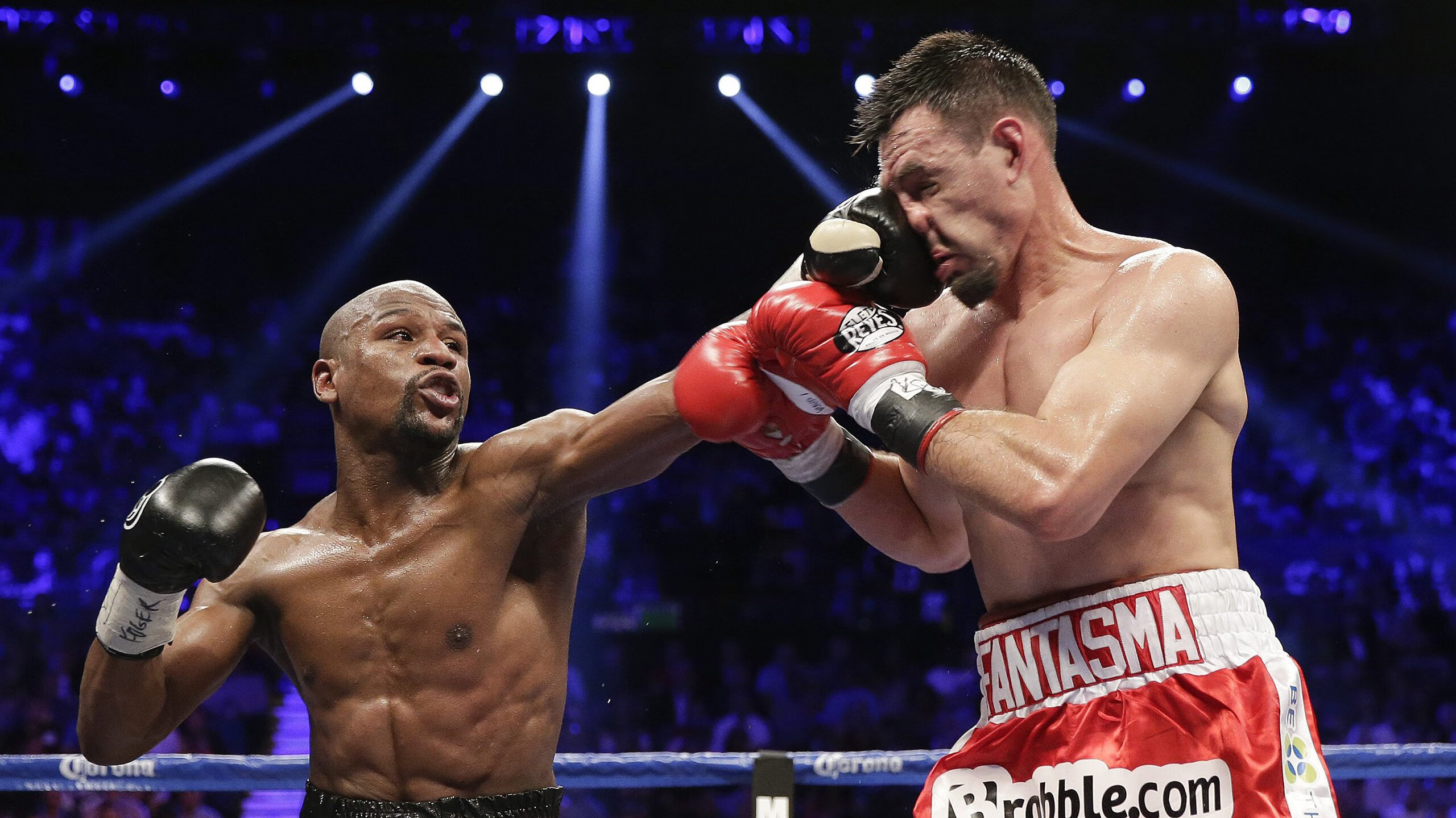 卢卡库的救赎，从嘘声到掌声，他用一记绝杀逆转了加拿大与整个赛季