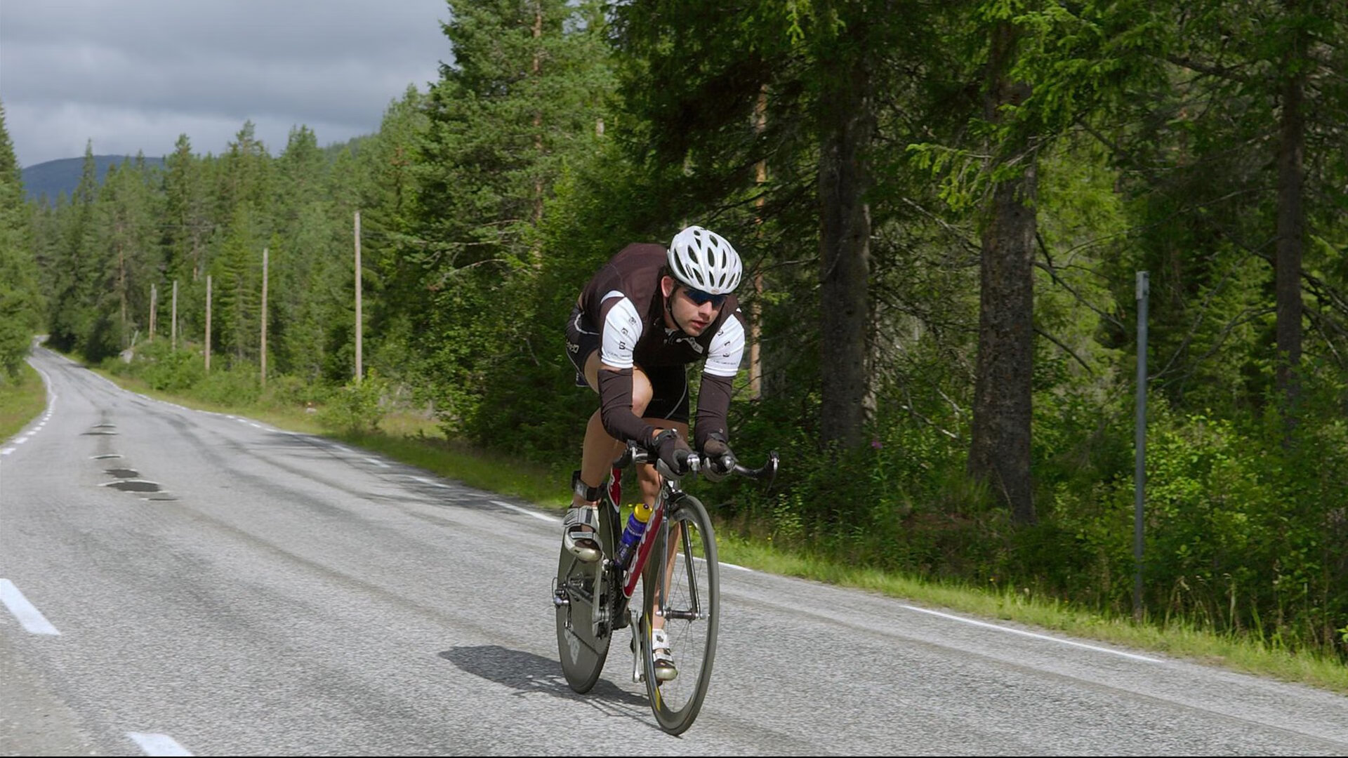 开云官网2026-卡马文加爆发，一场足球革命与北欧史诗的隐秘共振